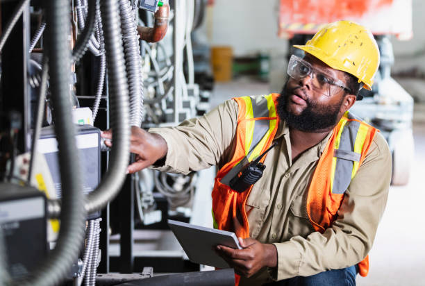 Best Affordable Electrician  in Hazelwood, MO